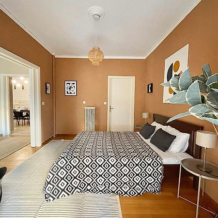 אתונה Comfy And Spacious Two Bedroom Apartment With Balcony מראה חיצוני תמונה