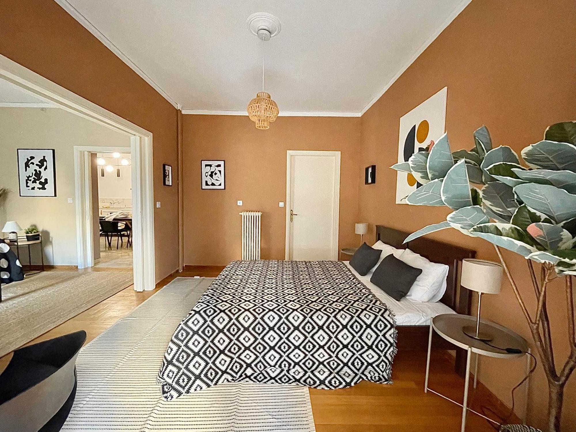 אתונה Comfy And Spacious Two Bedroom Apartment With Balcony מראה חיצוני תמונה